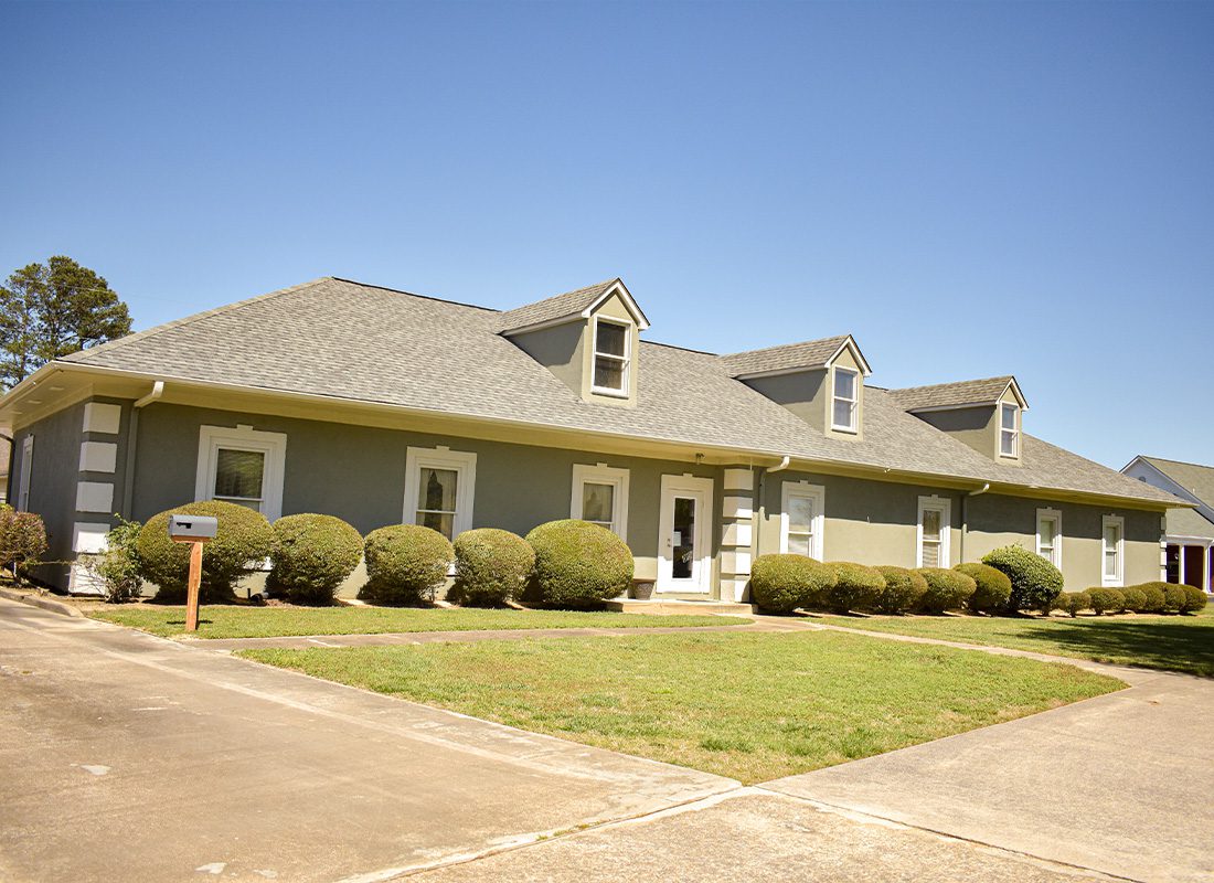 Snead, AL - Front View of the Allison Agency Office in Snead, AL